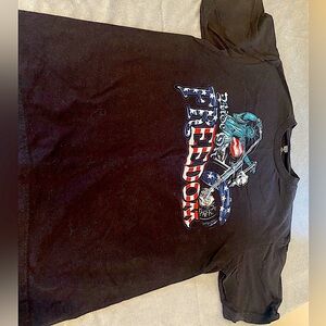 American Summer men’s tee. Size L 42-44​